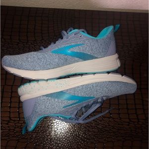 WOMENS NEUTRAL CUSHION ANTHEM 3 BROOKS NWOT